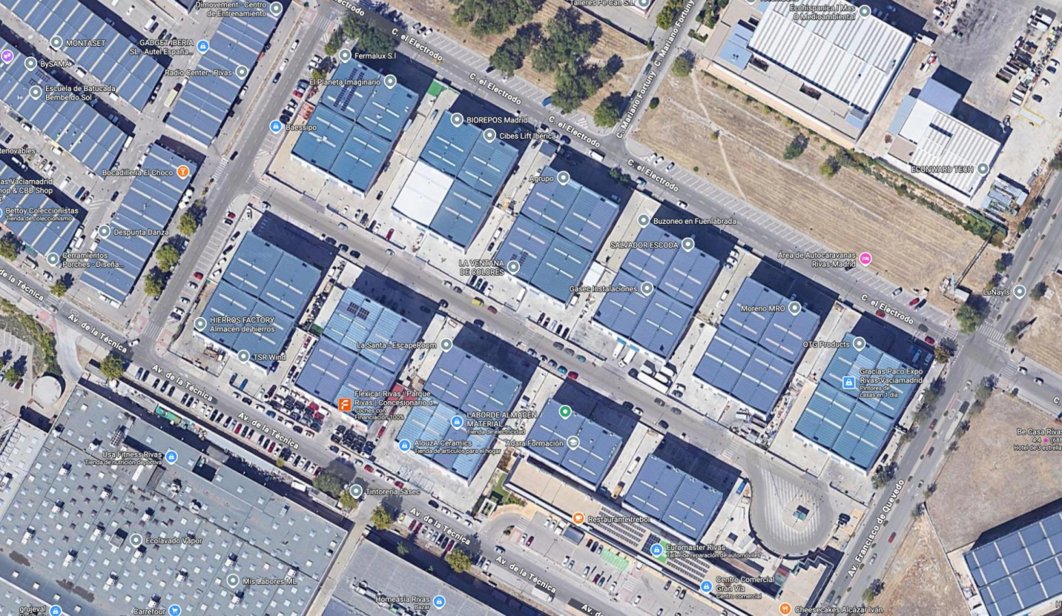 Estupenda Nave Industrial y Comercial en alquiler en Poligono Santa Ana. Rivas Vaciamadrid.