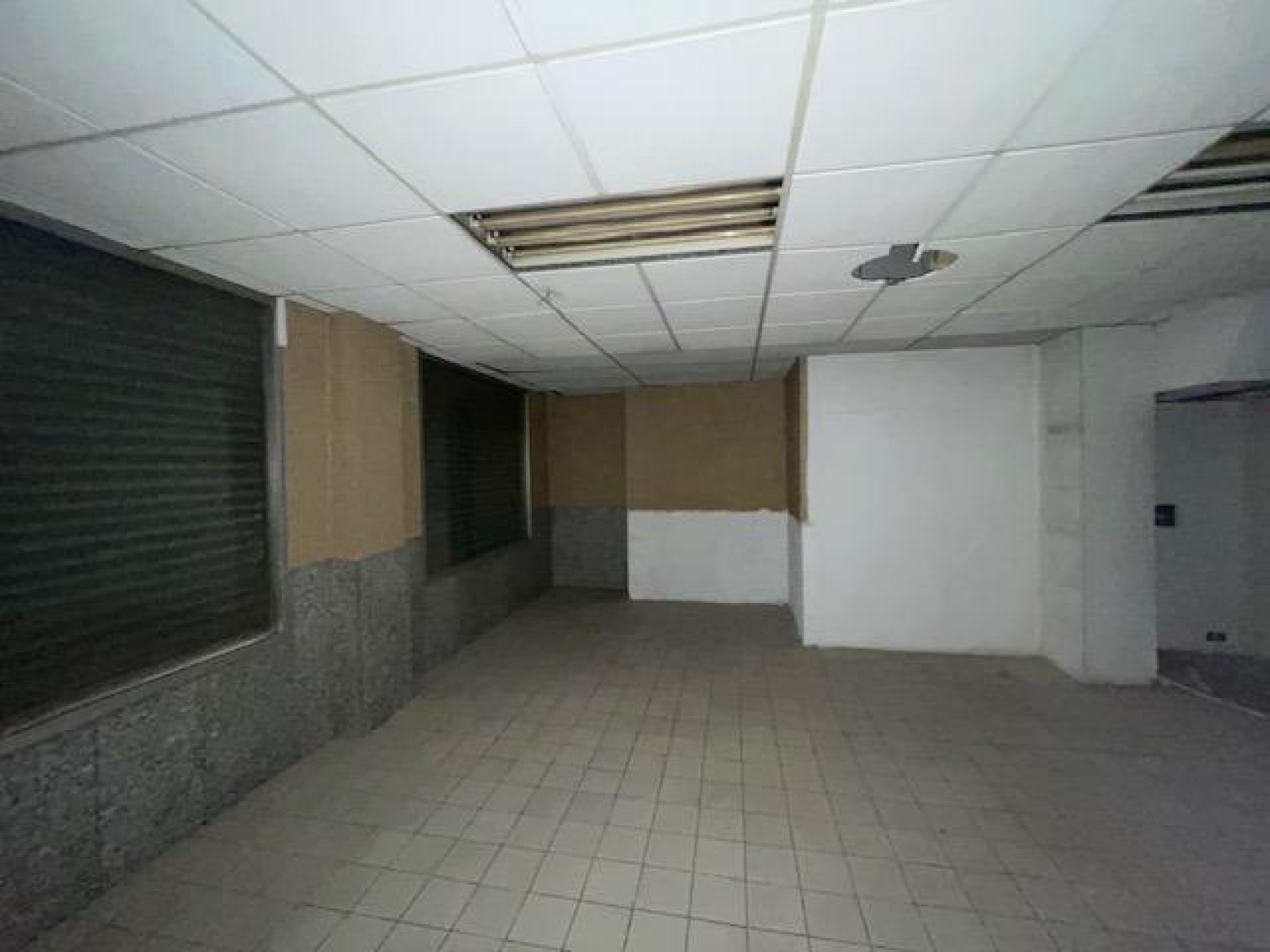 LOCAL COMERCIAL EN EL CORAZÓN DE MURCIA: OPORTUNIDAD EXCEPCIONAL PARA INVERSORES Y EMPRENDEDORES.