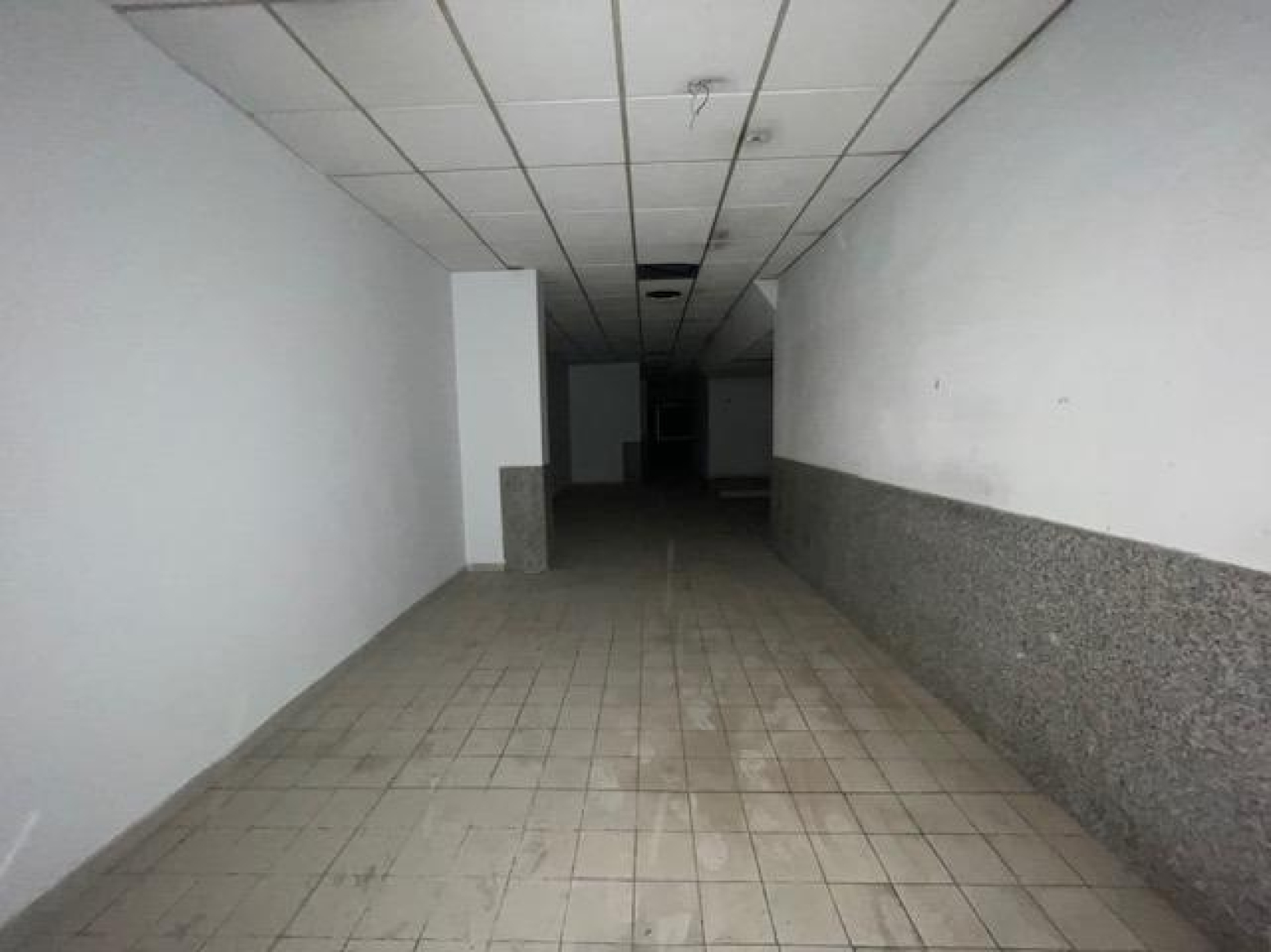 LOCAL COMERCIAL EN EL CORAZÓN DE MURCIA: OPORTUNIDAD EXCEPCIONAL PARA INVERSORES Y EMPRENDEDORES.