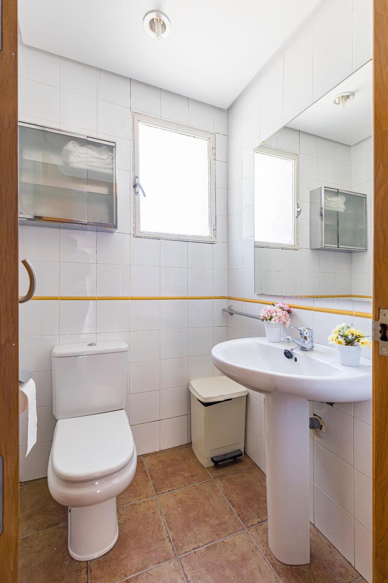 Finca rústica con vivienda de 220 metros construidos, 22.480 m² de terreno y garaje junto a La Alcayna