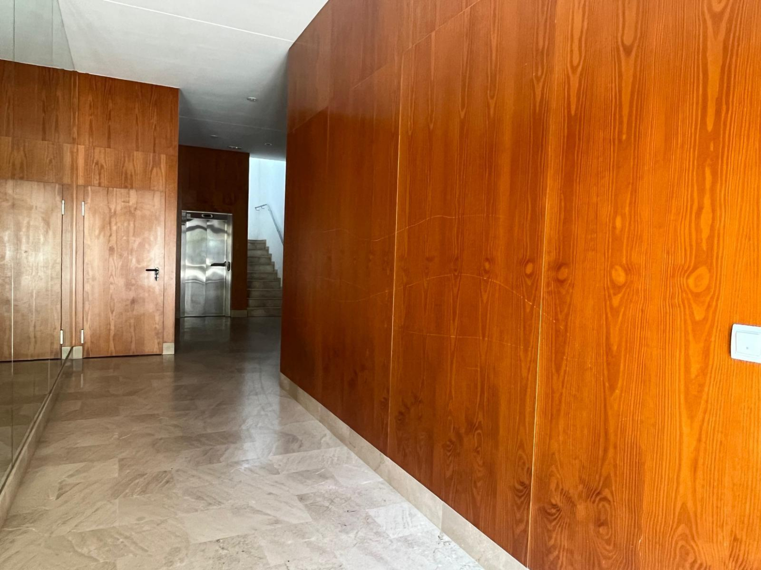 LUMINOSO PISO EN MURCIA ZONA JUAN DE BORBON ¡¡ 0% HONORARIOS AGENCIA!! ¡¡VISÍTALO Y HAZ UNA OFERTA !!