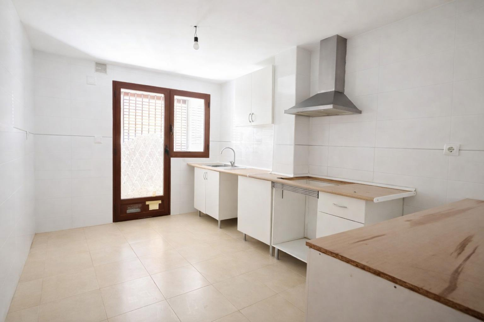 LUMINOSO PISO EN MURCIA ZONA JUAN DE BORBON ¡¡ 0% HONORARIOS AGENCIA!! ¡¡VISÍTALO Y HAZ UNA OFERTA !!