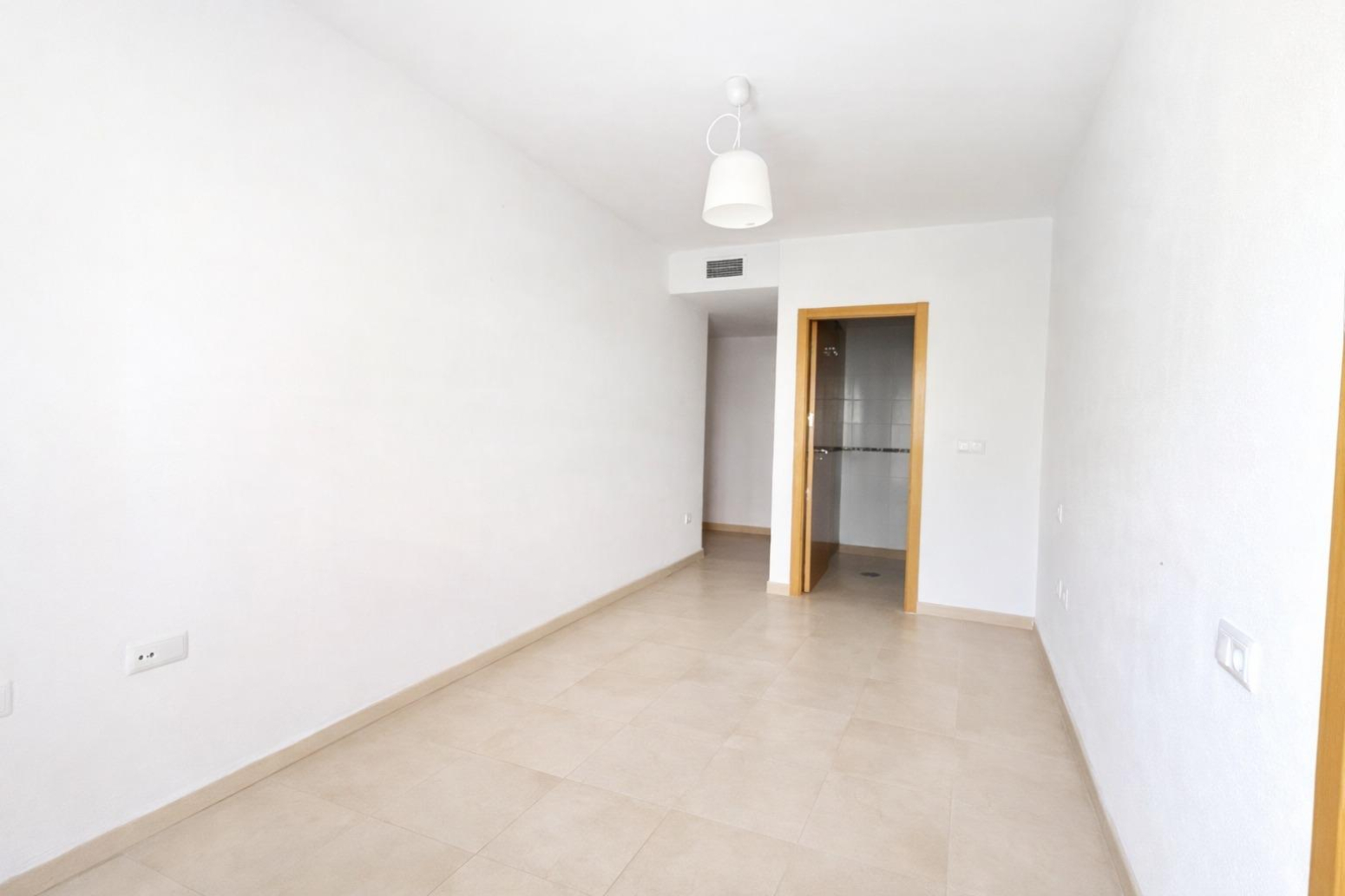 LUMINOSO PISO EN MURCIA ZONA JUAN DE BORBON ¡¡ 0% HONORARIOS AGENCIA!! ¡¡VISÍTALO Y HAZ UNA OFERTA !!