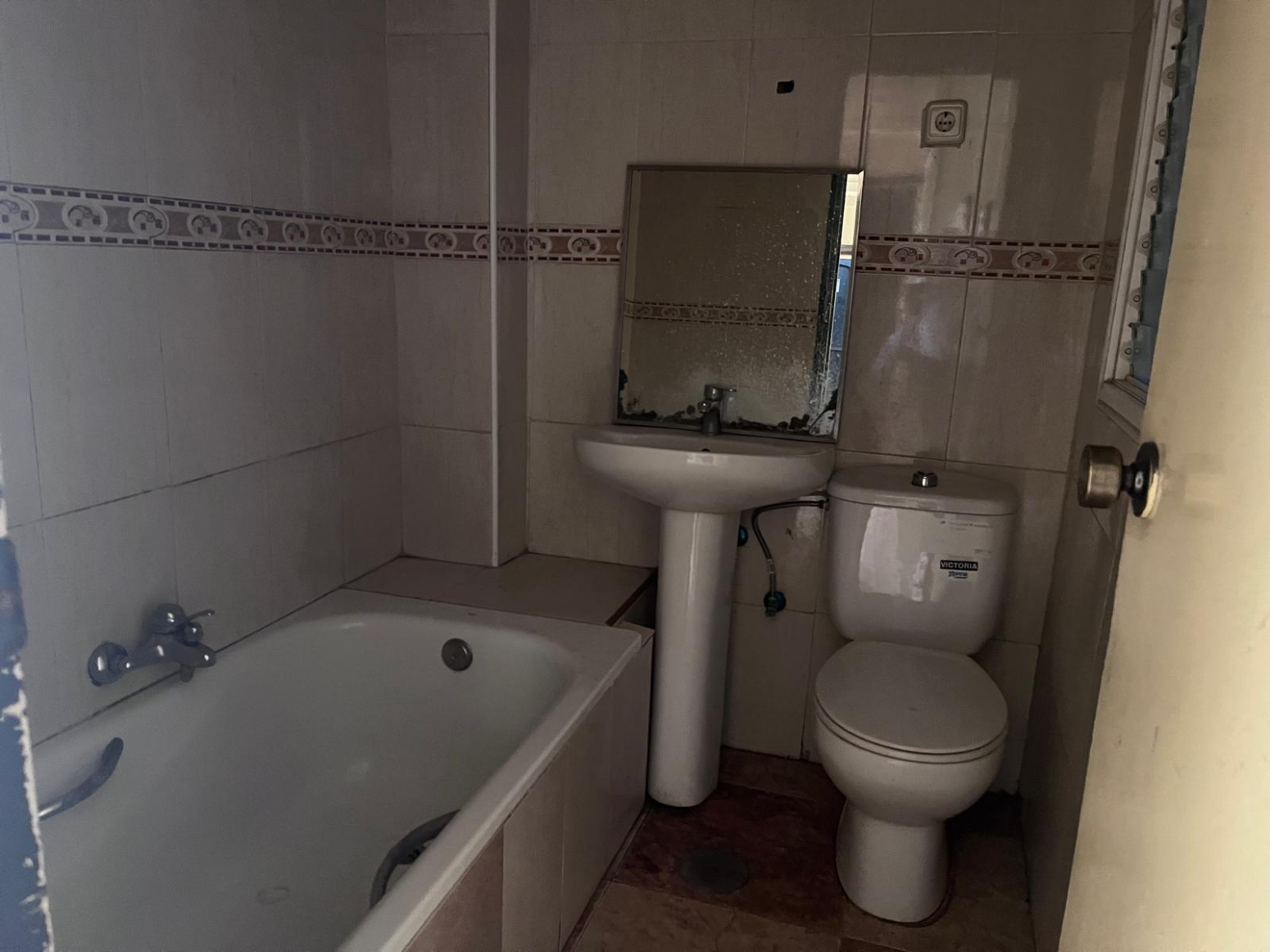 Piso de 4 dormitorios junto a Plaza del Carmen y Estación de Renfe 0% HONORARIOS AGENCIA