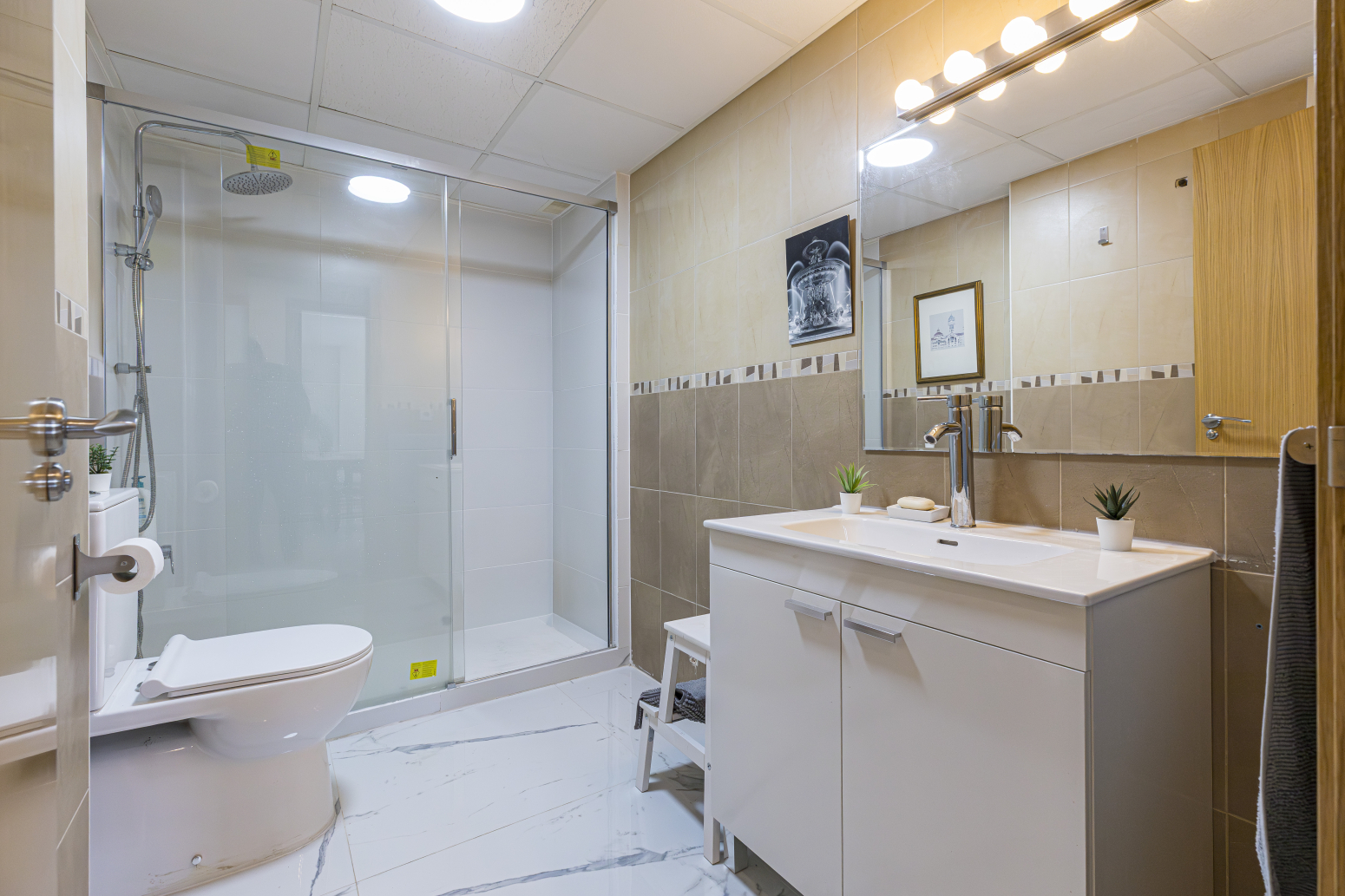 VIVIENDA JUNTO AL FUTURO PARQUE METROPOLITANO OESTE