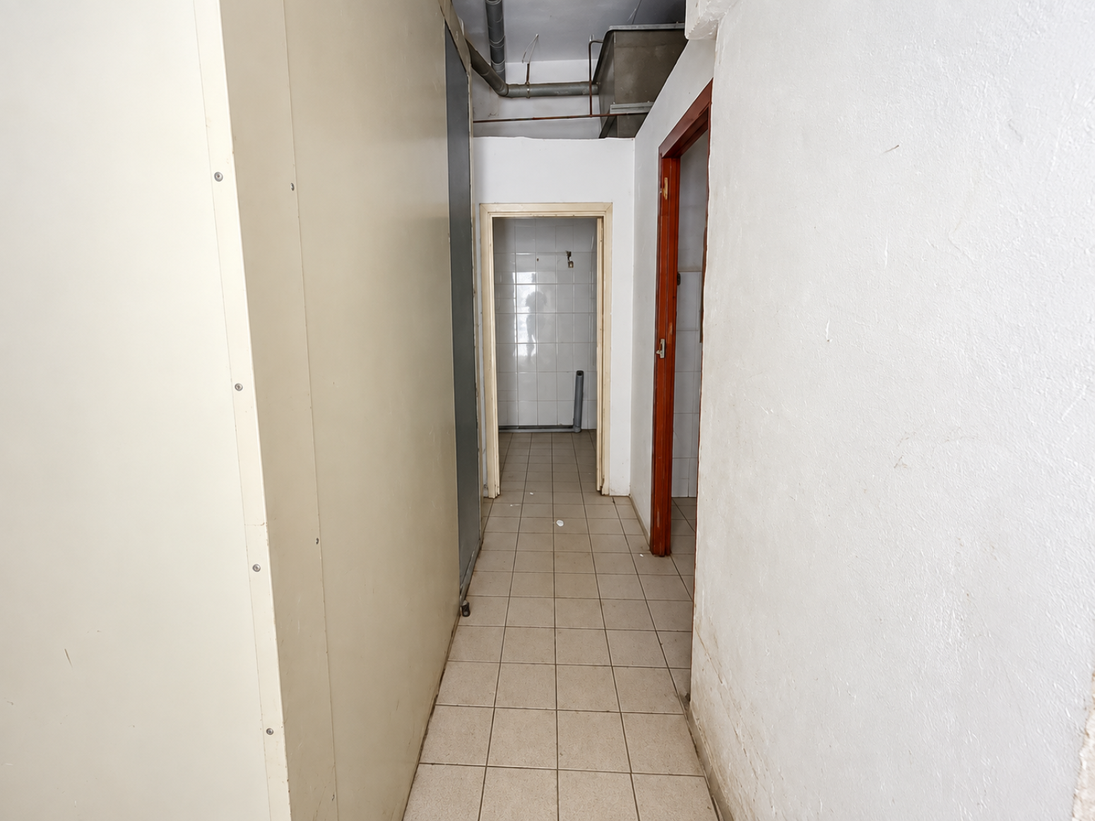 Local comercial en pleno centro de Murcia con fachada y posibilidad de acceso a dos calles de 212 m²
